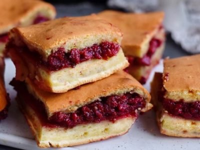 Заливной пирог с вареньем