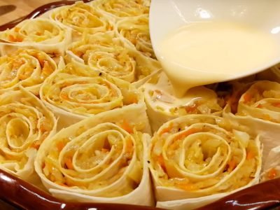 Запеченный лаваш с начинкой