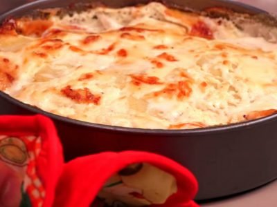 Запеченный с куриной грудкой картофель