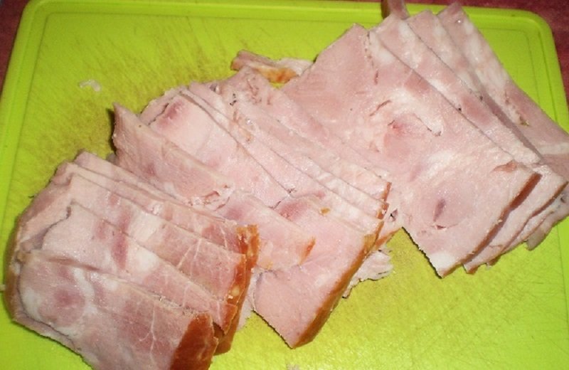 нарезать ветчину