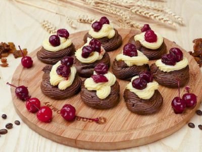 Заварные пирожные со сливочным кремом