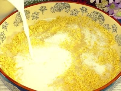 Оригинальный завтрак на молоке в духовке