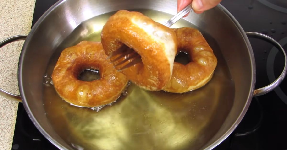  жареные пончики