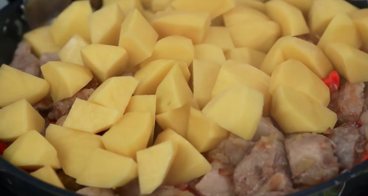 добавление картофеля