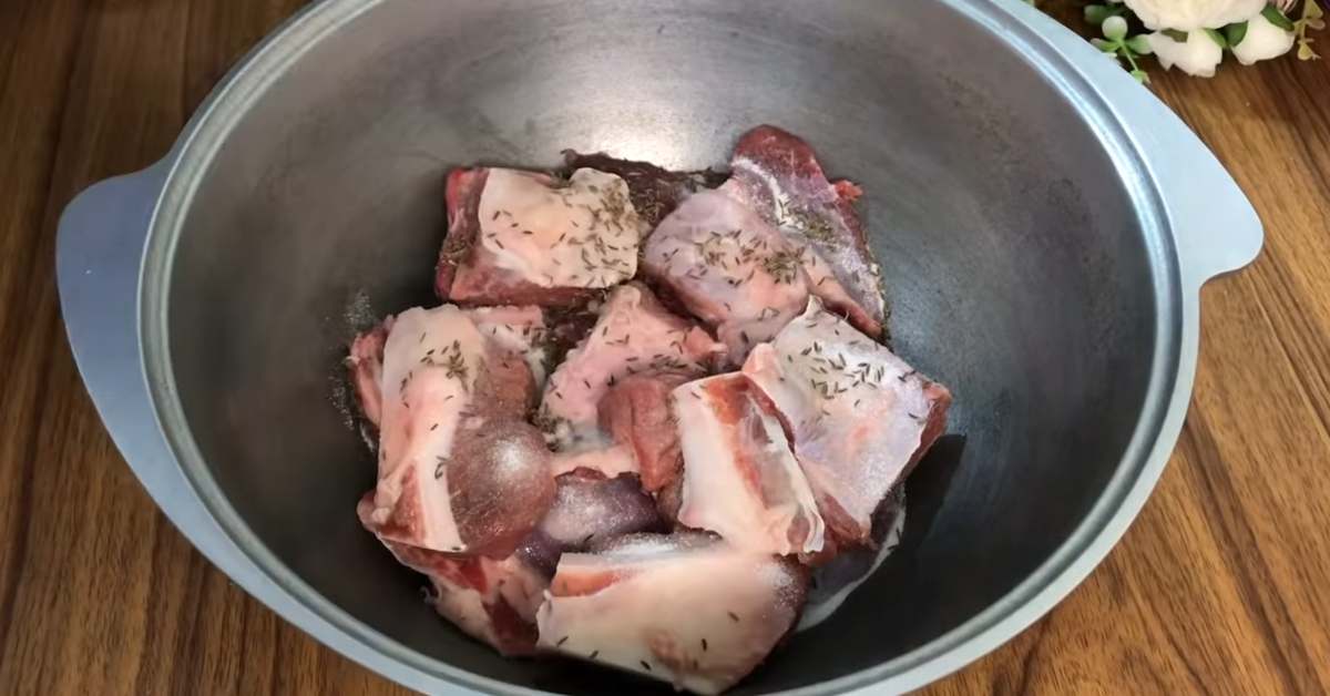мясо в казане