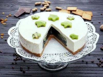 Желейный торт с киви