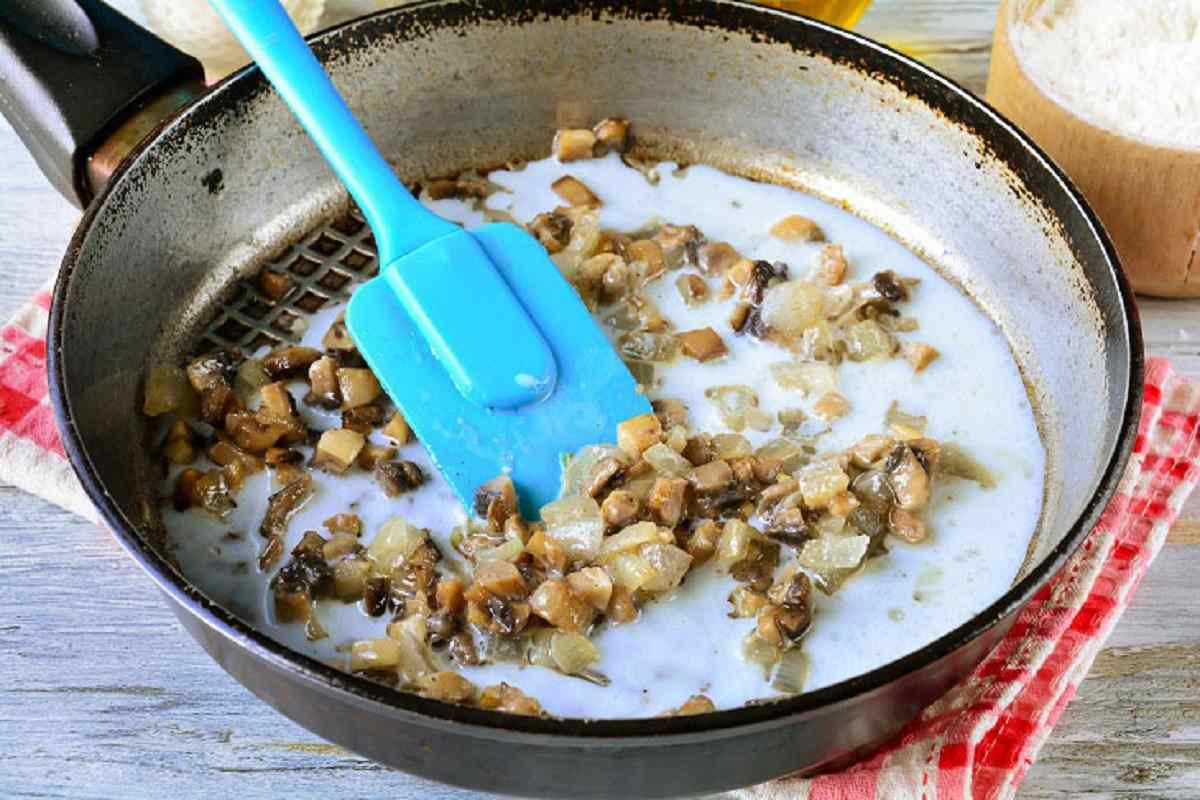 добавление сливок