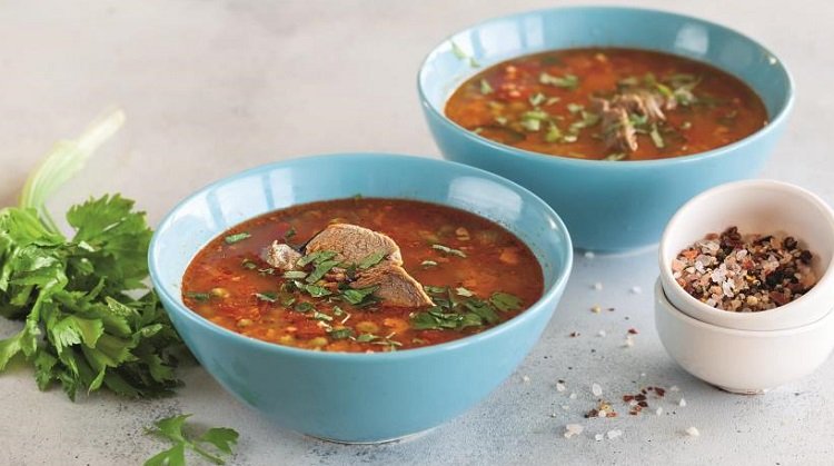 Зимний суп с говядиной и кускусом, как подавать